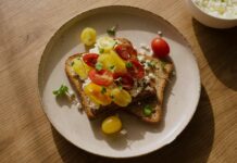 Творог: 8 способів збільшити споживання білка