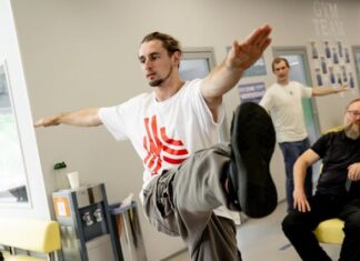 Cinq approches non chirurgicales pour la gestion des maux de dos chroniques