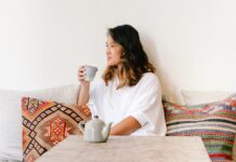 Кофеїн і метаболізм: вплив на вагу та рівень енергії