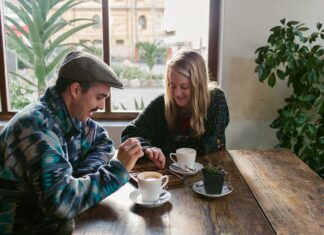 Solidão e isolamento aceleram o declínio da memória, conclui estudo