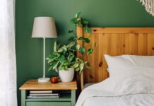 Mengapa mendapatkan cahaya terang di siang hari lebih penting untuk tidur dibandingkan kacamata dengan cahaya biru