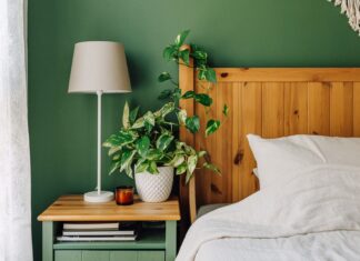 Mengapa mendapatkan cahaya terang di siang hari lebih penting untuk tidur dibandingkan kacamata dengan cahaya biru